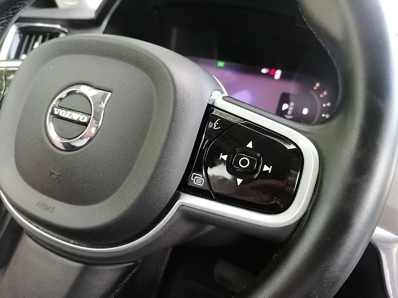 Volvo V90 (2022) 2.0 B4 MHEV Kůže A/T - fotka 21 z 33
