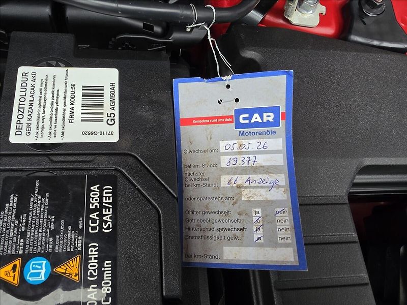 Hyundai i10 1,0 49KW vyhř. volat + sedadla - fotka 39 z 41