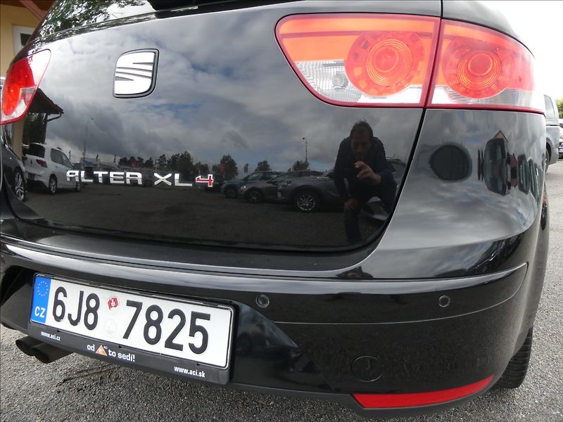 Seat Altea 2,0 TDi 103kW XL 4x4,navigace - fotka 10 z 39