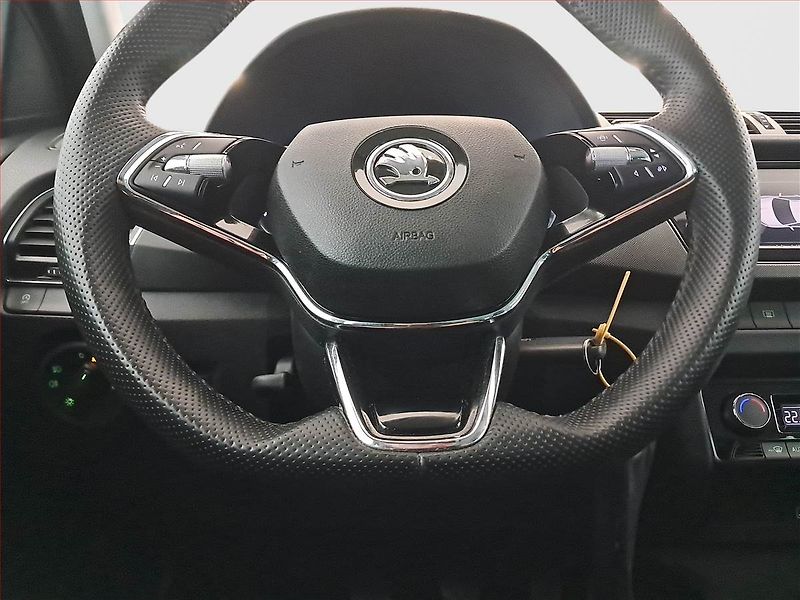 Škoda Fabia (2022) Style 1.0 TSI, Tempomat - fotka 19 z 19