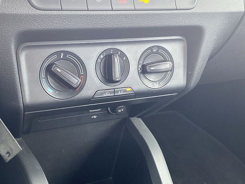 Škoda Fabia (2022) Combi 1.0 TSI Active - fotka 11 z 28