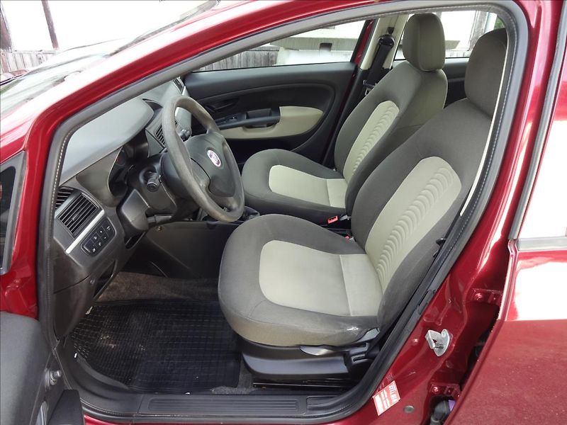 Fiat Linea 1,4i 57kW - fotka 16 z 40