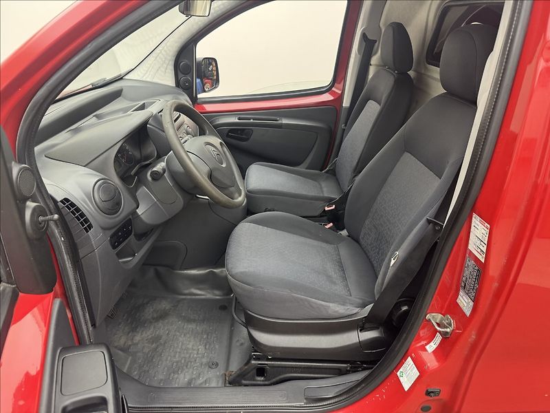 Citroën Nemo 1,4 i 54kW DPH MANUÁL ČR - fotka 18 z 22