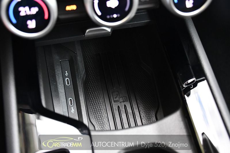 Škoda Superb 2.0TDi 142kW L&K 4x4 - fotka 34 z 61