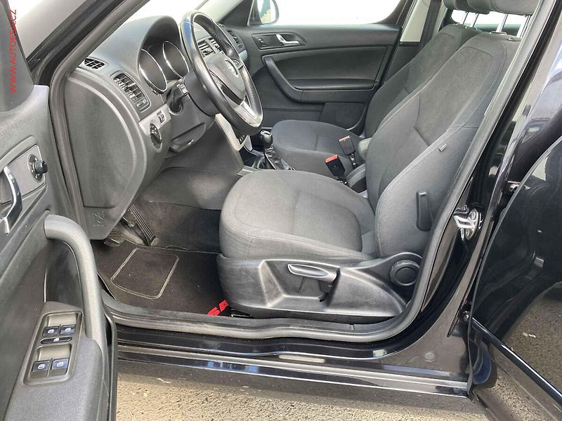 Škoda Yeti (2014) 1.4 TSi, Elegance, xenon - fotka 9 z 19