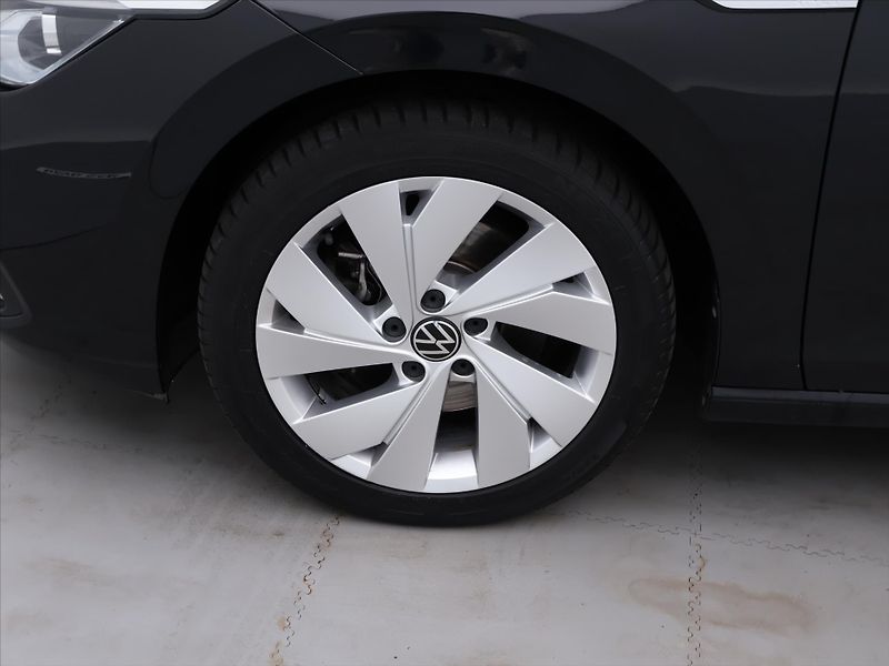 Volkswagen Golf 2,0 TDI 110kW Style - fotka 22 z 29