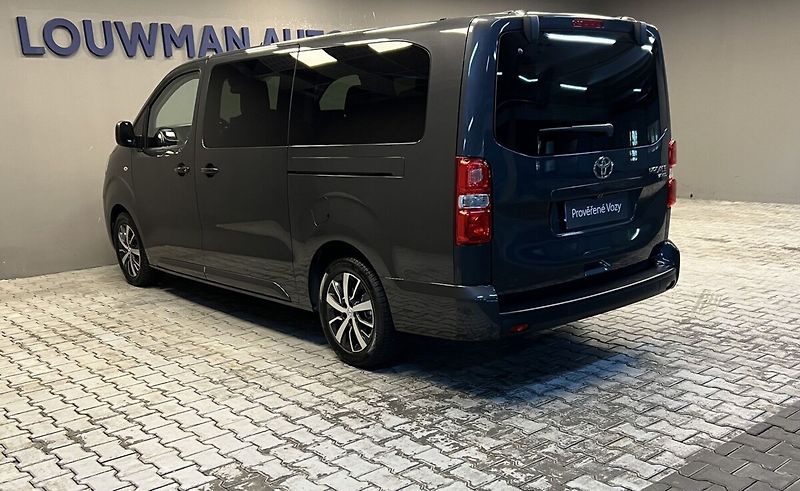 Toyota ProAce Verso L2 2.0D 8AT Family Webasto - fotka 17 z 18