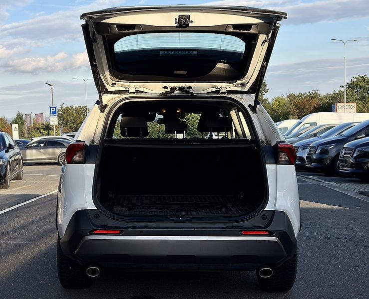 Toyota RAV4 2,0 AWD Comfort - fotka 7 z 27