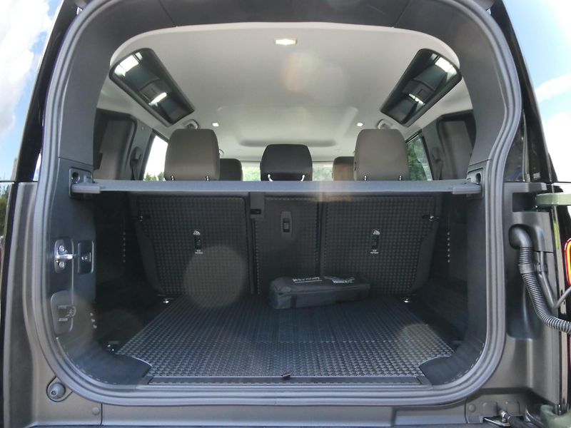 Land Rover Defender 110 S D200 - fotka 30 z 33
