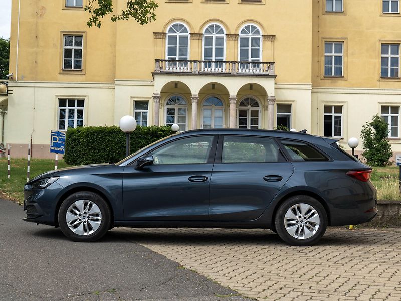 Seat Leon ST 1.0 eTSI DSG CarPlay ACC Ke - fotka 4 z 29