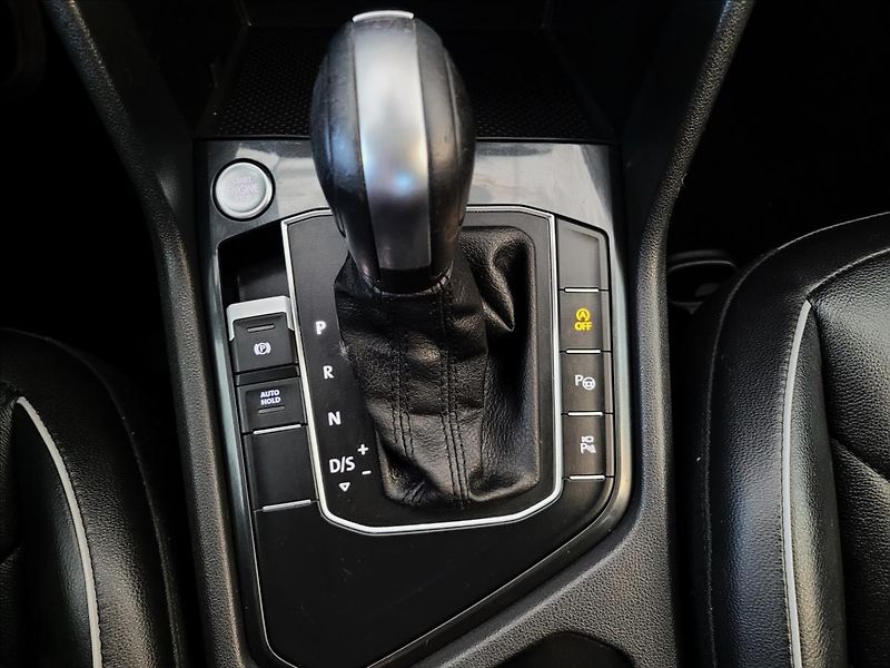 Volkswagen Tiguan 1,5 JIŽ NENÍ AKTUÁLNÍ - fotka 35 z 48