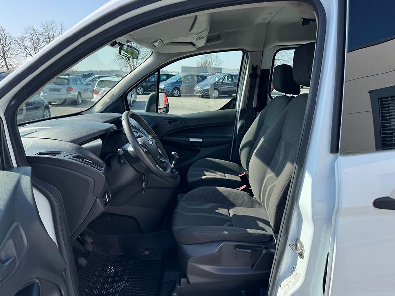 Mazda 6 (2014) Sport Combi 2.0i Attraction - fotka 10 z 36