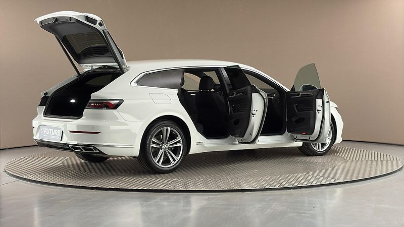 Volkswagen Arteon 2.0 TSI DSG R-Line Shooting Br - fotka 6 z 31