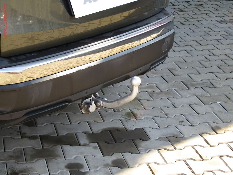 Peugeot 3008 (2019) 1.5 HDi, Allure, TZ - fotka 20 z 21