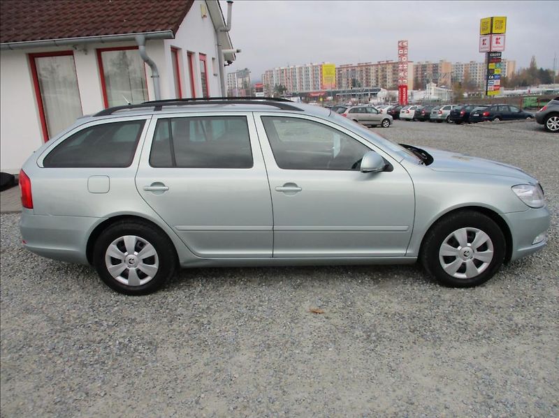 Škoda Octavia 1,2 TSI, digiklima,servis,tažn - fotka 4 z 40