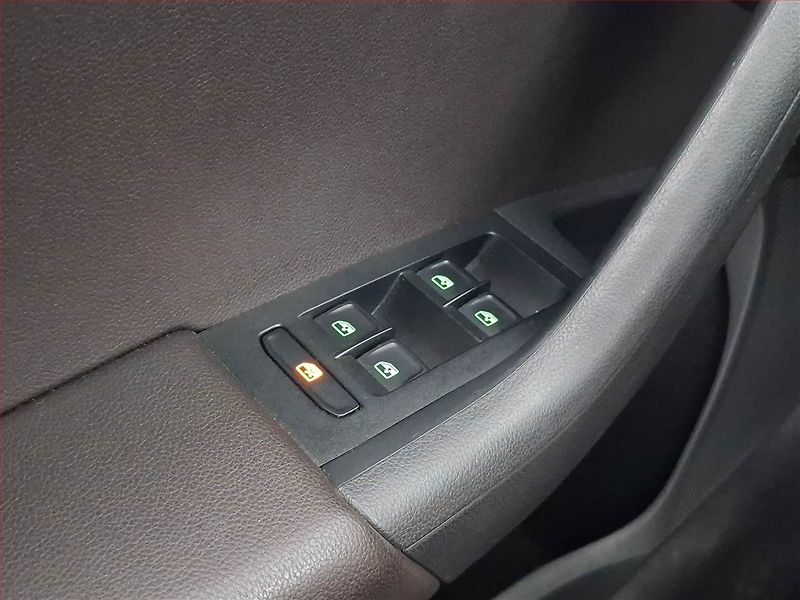 Škoda Octavia (2016) Laurin&Klement 2.0 TDI, 4X4 - fotka 19 z 21