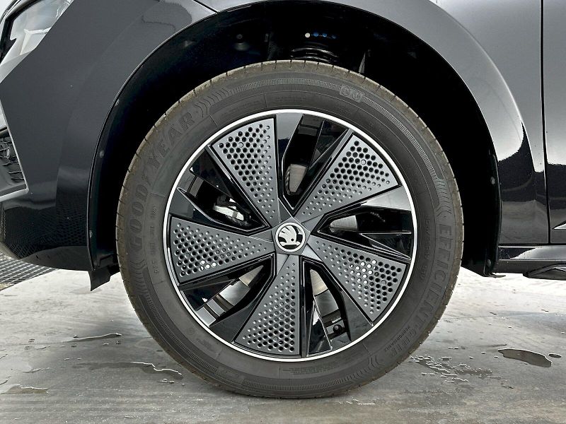 Škoda Kamiq (2025) DSG 1.0TSI 85kW Monte Carlo - fotka 32 z 32