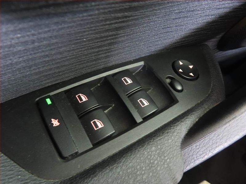 BMW X1 (2013) xLine sDrive20d, 4X4, Automat - fotka 14 z 14