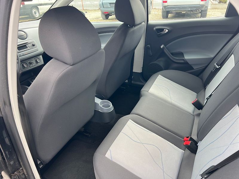 Seat Ibiza - fotka 12 z 18
