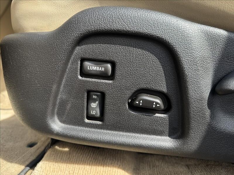 Hummer H3 3,5 AUT KŮŽE 4X4 STAN NAVIJÁK - fotka 25 z 39