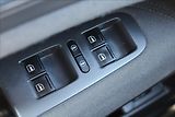 Volkswagen Touareg 2,5 TDI  NOVÉ V ČR,4x4 - náhled 21