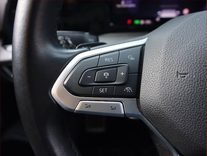Volkswagen Golf (2022) Style 2.0 TDI, Automat - fotka 17 z 20
