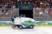 Rolba Zamboni při zimní olympiádě v Calgary v roce 1988.
