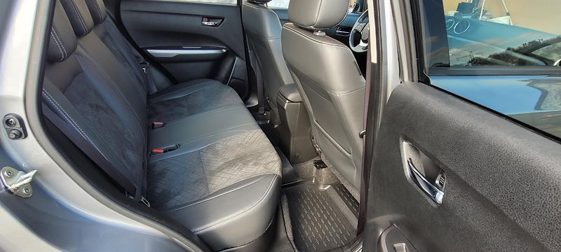 Suzuki Vitara (2018) 1,4 103kW DSG 4×4 BoosterJet - fotka 13 z 55