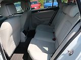 Volkswagen Passat 2,0 TDi,110kW,1majČR,Elegance - náhled 18