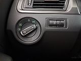 Škoda Rapid (2016) Spaceback 1.4 TDI, Automat - náhled 19