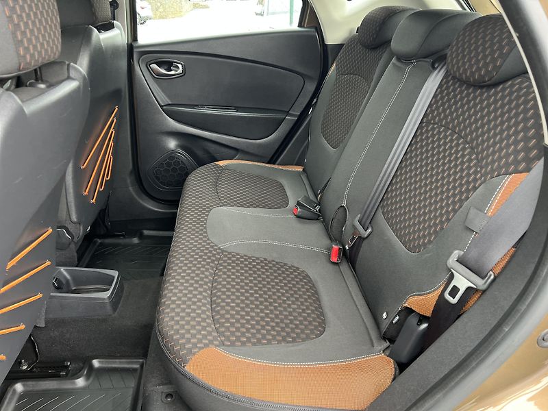 Renault Captur 1.2TCe KOUPENO V ČR 1.MAJ. - fotka 24 z 43