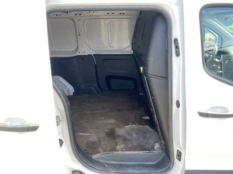 Toyota ProAce 1.5D, ČR-1.m, Active, tažné - fotka 10 z 26