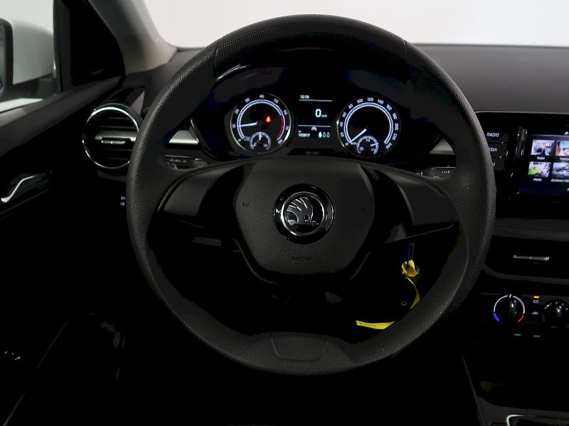 Škoda Fabia (2021) AMBITION 1.0MPI 59KW - fotka 16 z 31