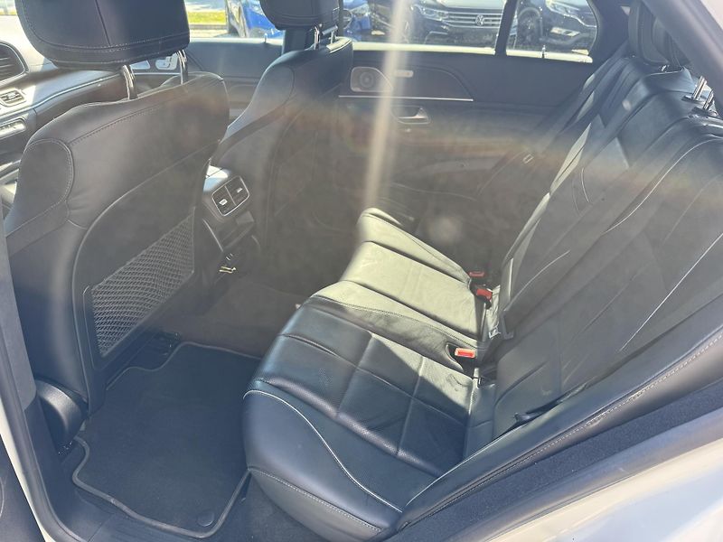 Mercedes-Benz GLE (2022) GLE 350e 4M AMG PANORAMA - fotka 16 z 27