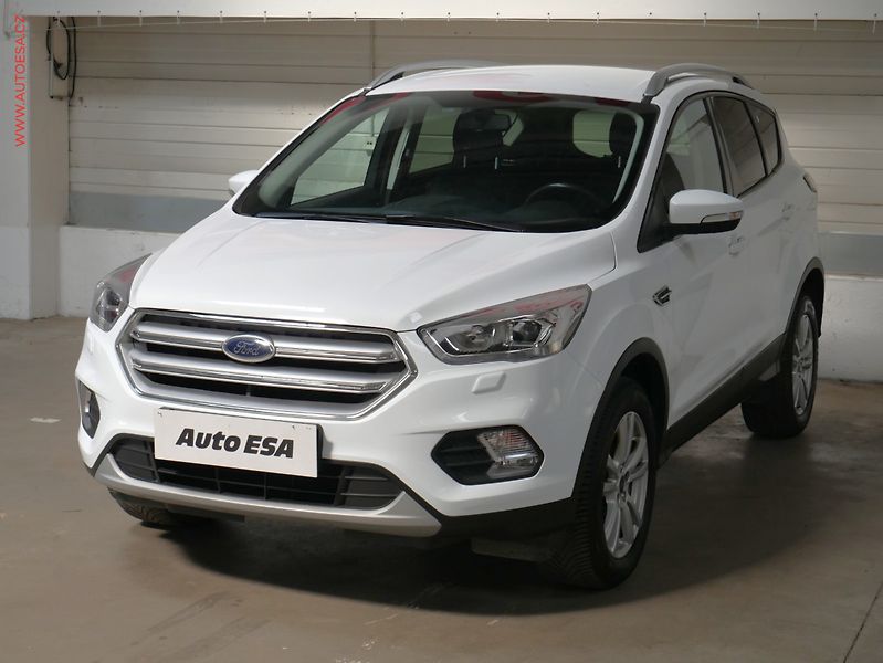 Ford Kuga (2018) 1.5EB, Navi, TZ - fotka 3 z 20