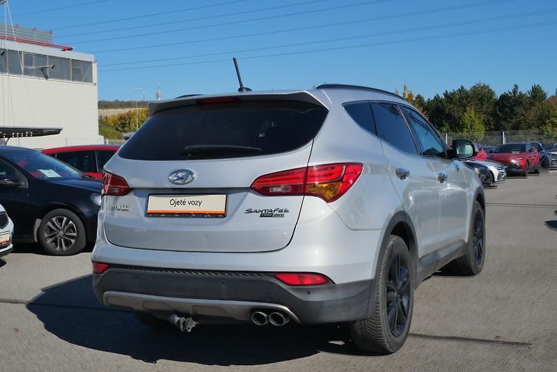 Hyundai Santa Fe - fotka 2 z 6