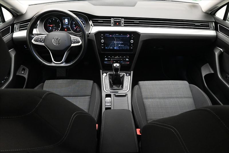 Volkswagen Passat 2,0 TDI 110kW Business Záruka - fotka 15 z 31