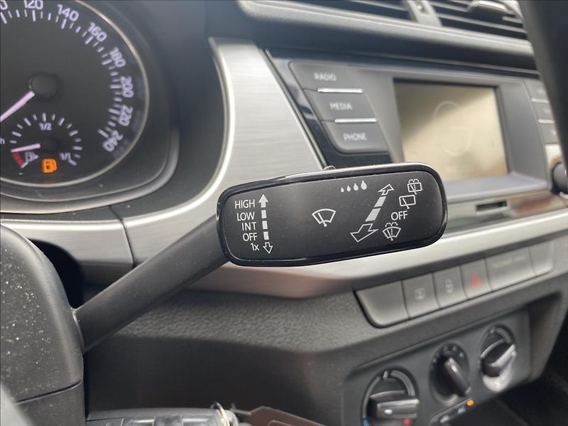 Škoda Fabia 1,4 TDI Ambition - fotka 25 z 39