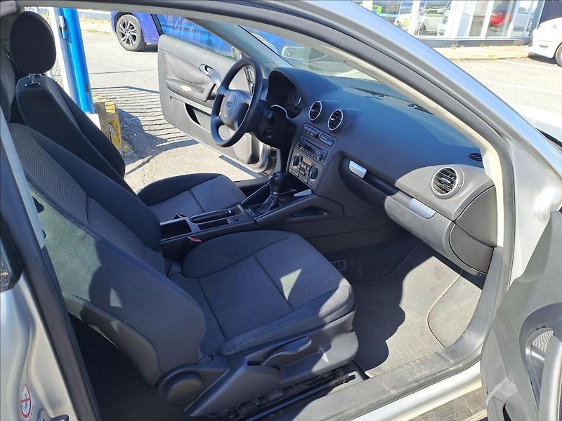 Audi A3 1,9 TDI - fotka 6 z 10