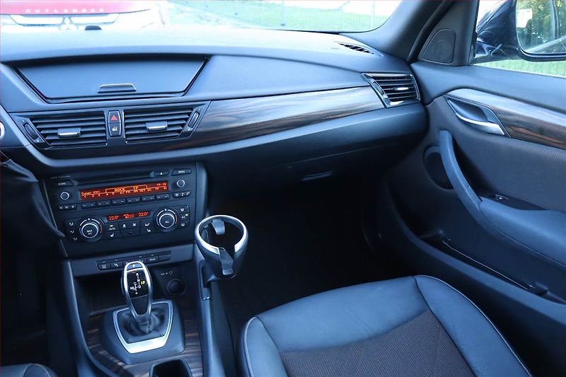BMW X1 (2013) xDrive18d, 4X4, Automat - fotka 8 z 19