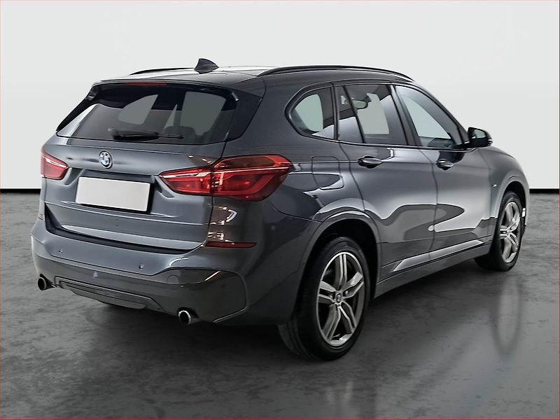 BMW X1 (2016) M Sport xDrive25d, 4X4 - fotka 5 z 21
