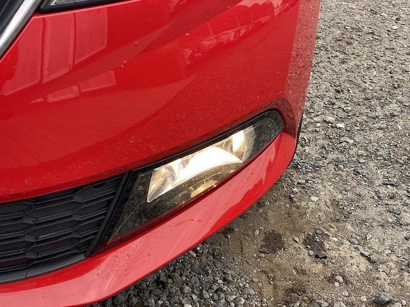 Škoda Fabia 1.0MPi, ČR, manual, 2x kola - fotka 8 z 16