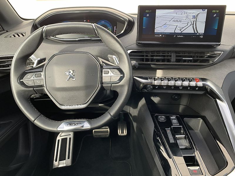 Peugeot 3008 GT 1.6 PHEV 165kW EAT8 - fotka 16 z 33