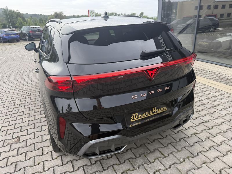 Cupra Terramar (2026) 2.0TSI 150kW 4WD R20 NT ZÁR 5L - fotka 6 z 37