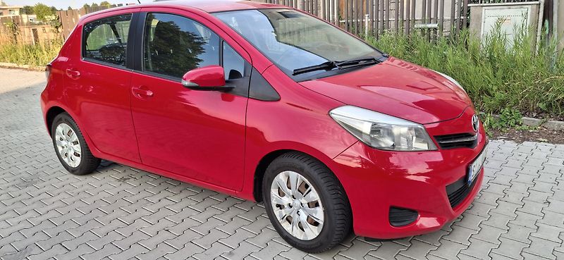 Toyota Yaris 1.0 VVT-i 51 kw - fotka 5 z 33
