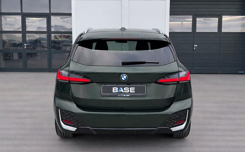 BMW Řada 2 218i ActiveTourer M-Sport - fotka 5 z 26