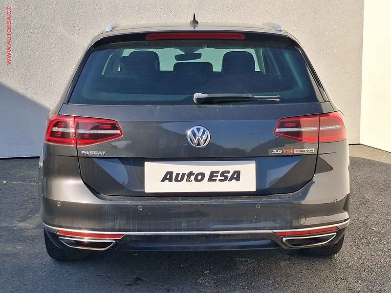 Volkswagen Passat (2017) 2.0 TSi 4x4, Highline, DSG - fotka 5 z 17