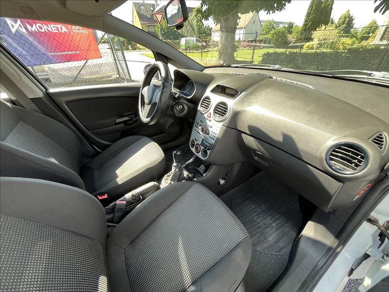 Opel Corsa 1,3 CDTi  Nová STK,Tažné,Klima - fotka 21 z 40
