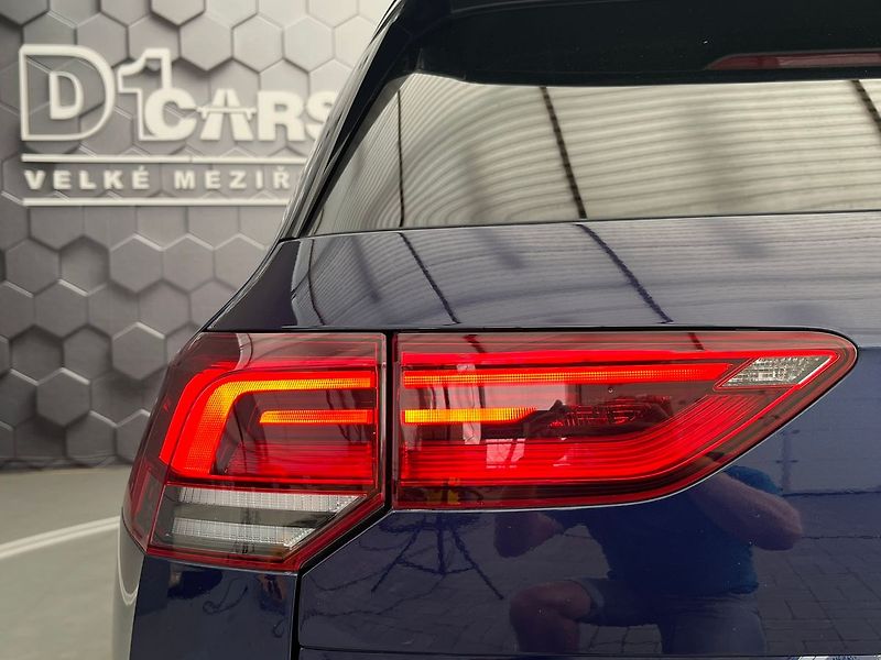 Volkswagen Golf Alltrack 4Motion 2.0 TDI 147kW - fotka 37 z 83