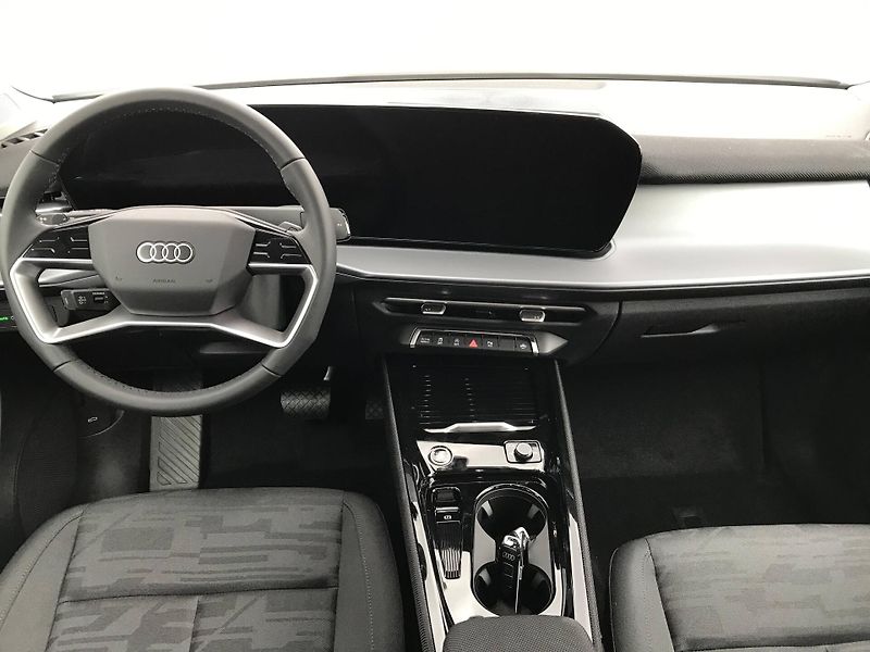 Audi Q3 7STT  1,5 TFSI - fotka 14 z 24